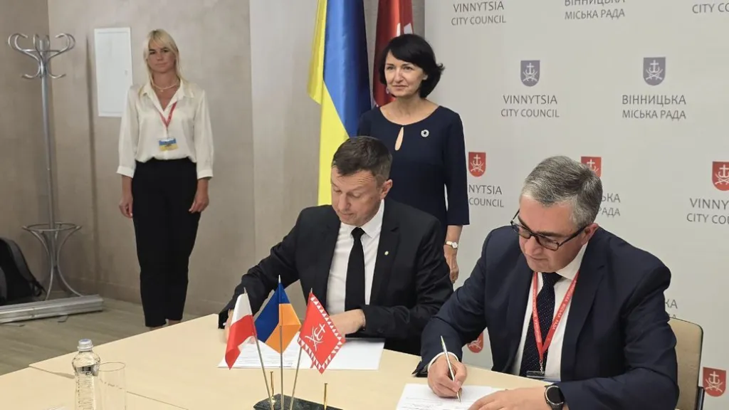 У Вінниці підписали меморандум про будівництво нового шляхопроводу через залізницю