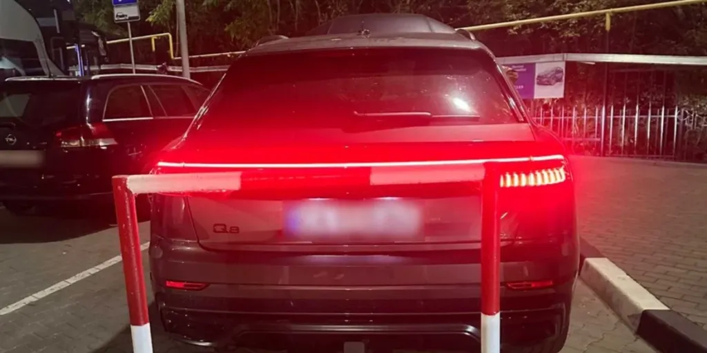 На кордоні з Вінниччиною виявили викрадений у Канаді Audi Q8