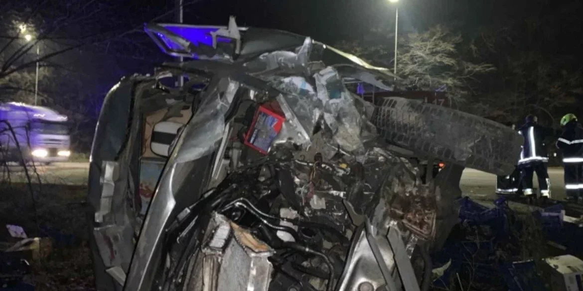 На Вінниччині внаслідок нічної ДТП загинула пасажирка мікроавтобуса