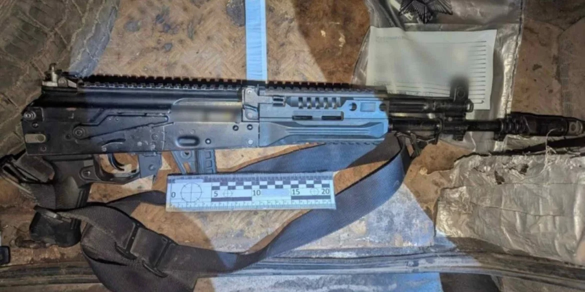 У Вінницькому районі під час виїзду на домашнє насильство поліція знайшла автомат і боєприпаси