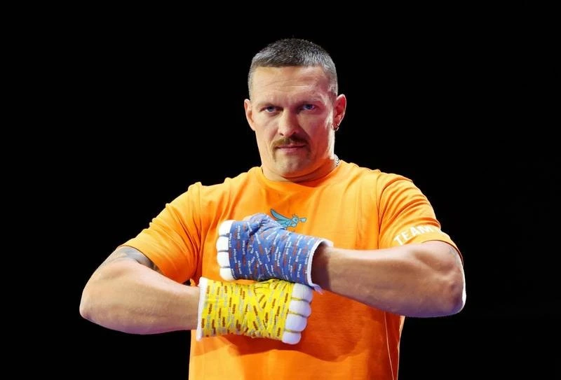 Усик більше не утримує статус абсолютного чемпіона світу