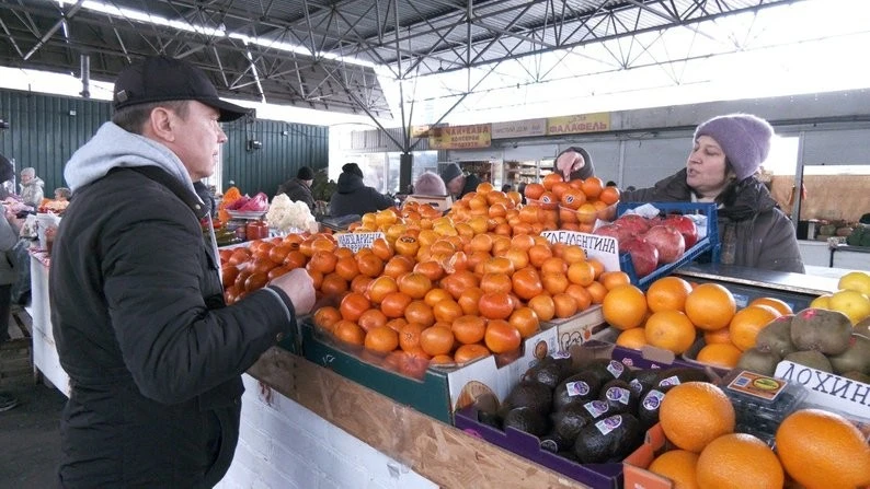 На вінницьких ринках зросли ціни на мандарини: покупці шукають якість, продавці пояснюють логістику
