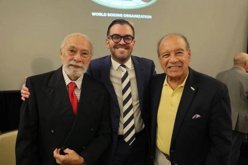 WBO відреагувала на рішення Усика відмовитися від чемпіонського титулу