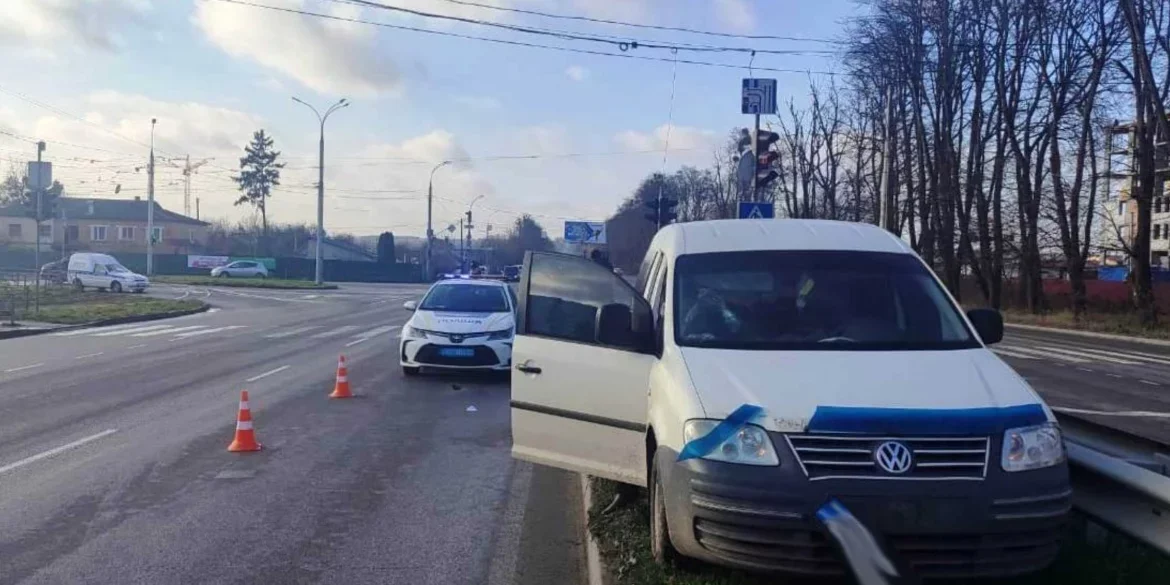 На Барському шосе у Вінниці під час переходу дороги постраждала молода жінка