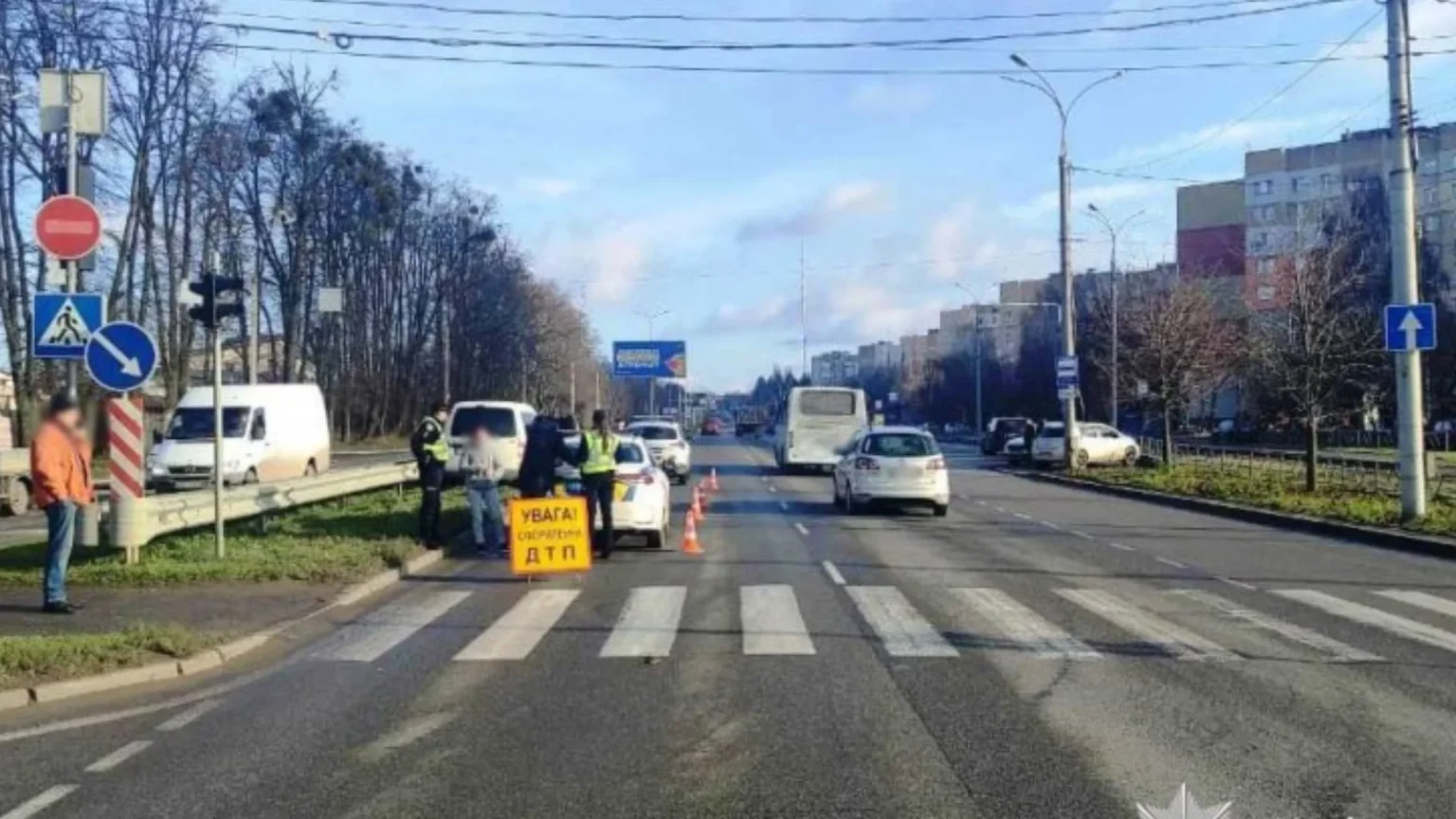 На Барському шосе у Вінниці під час переходу дороги постраждала молода жінка