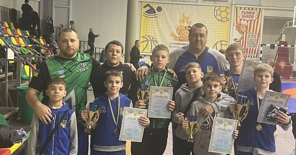 Юні борці з Вінниці тріумфували на всеукраїнському турнірі в Тернополі