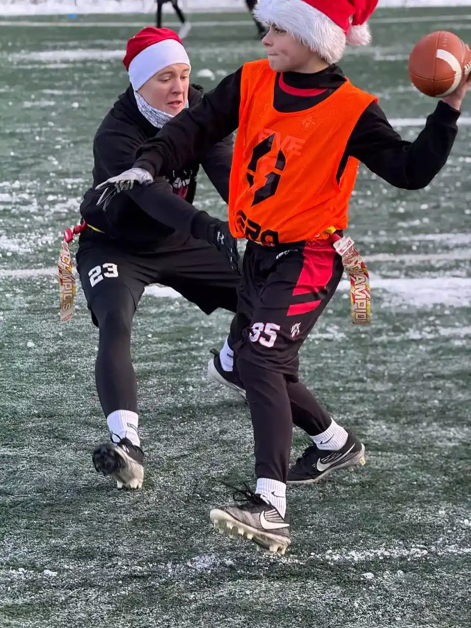 Santa Bowl у Вінниці: флаг-футбол зібрав клубну родину на старті сезону