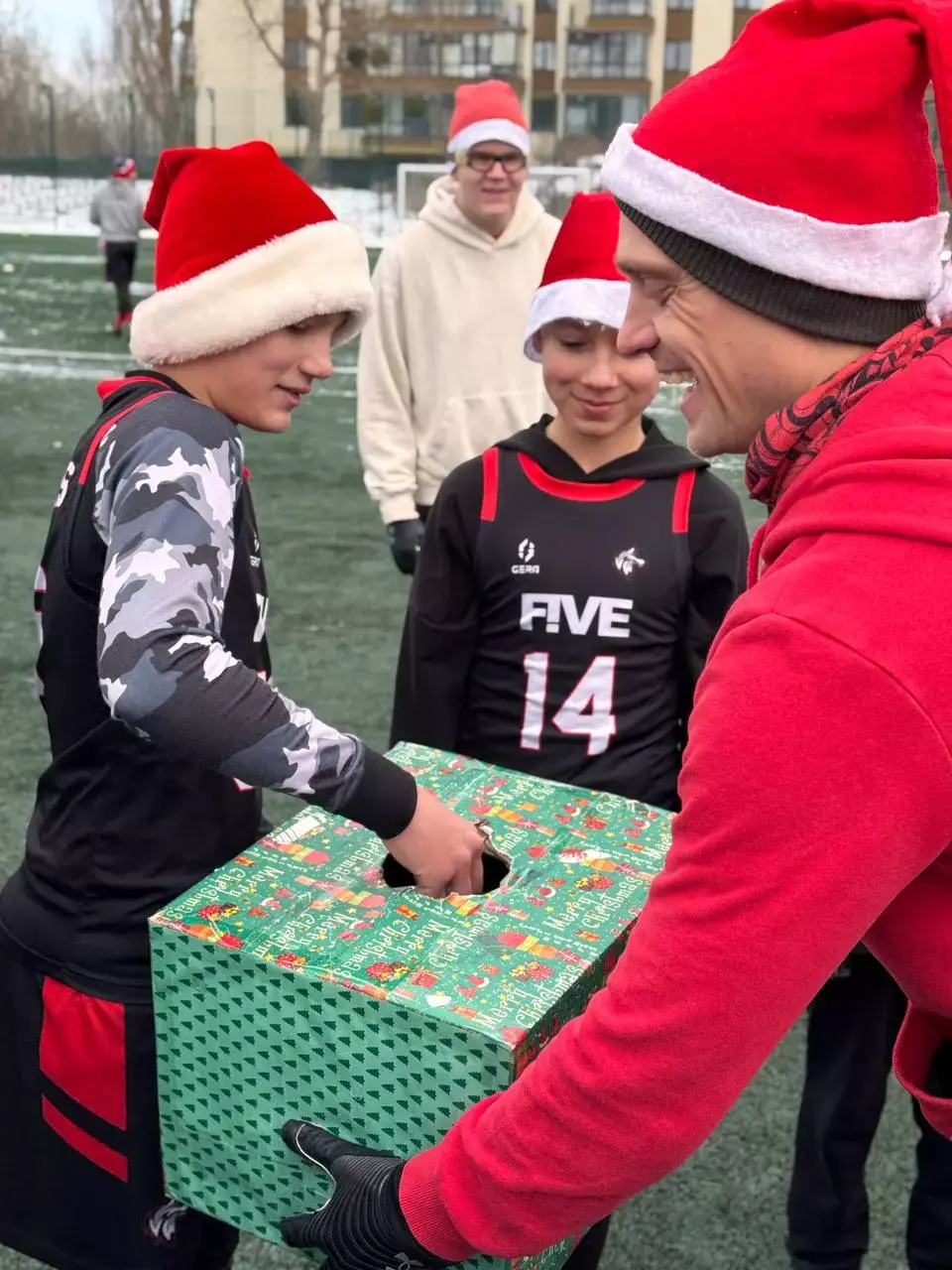 Santa Bowl у Вінниці: флаг-футбол зібрав клубну родину на старті сезону