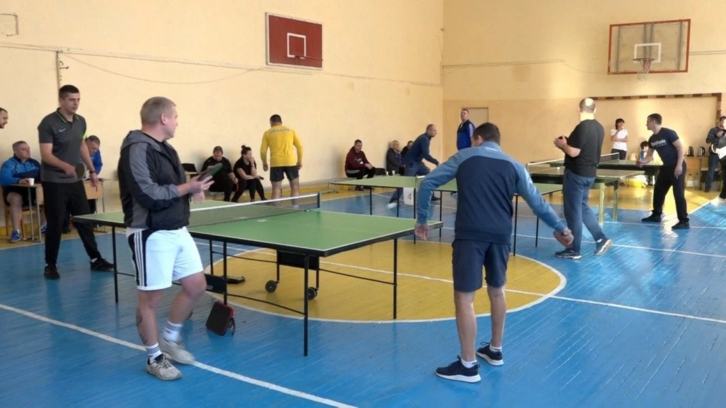 Освітяни Вінниці об’єдналися за тенісним столом, щоб підтримати армію