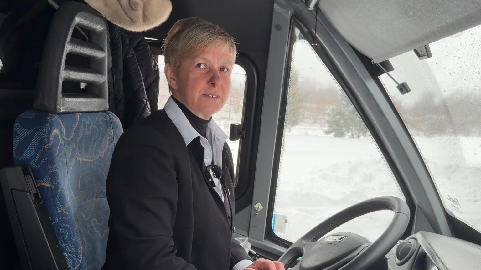 За кермом без стереотипів: як водійка з Волині освоїла міжміський маршрут