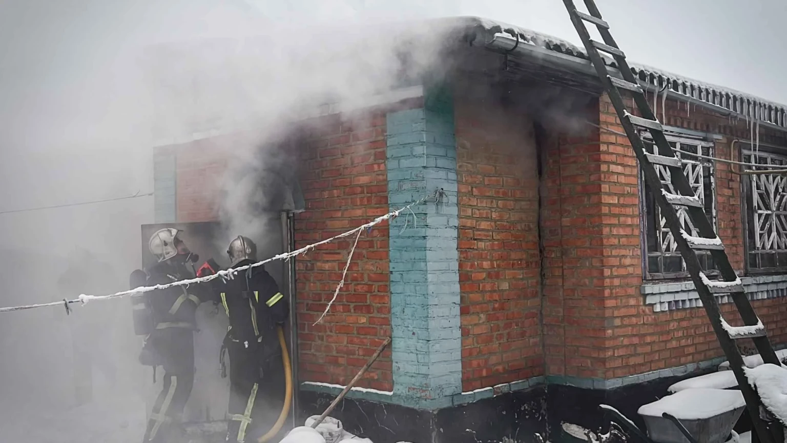 Трагедія у Хижинцях: куріння в оселі забрало життя чоловіка