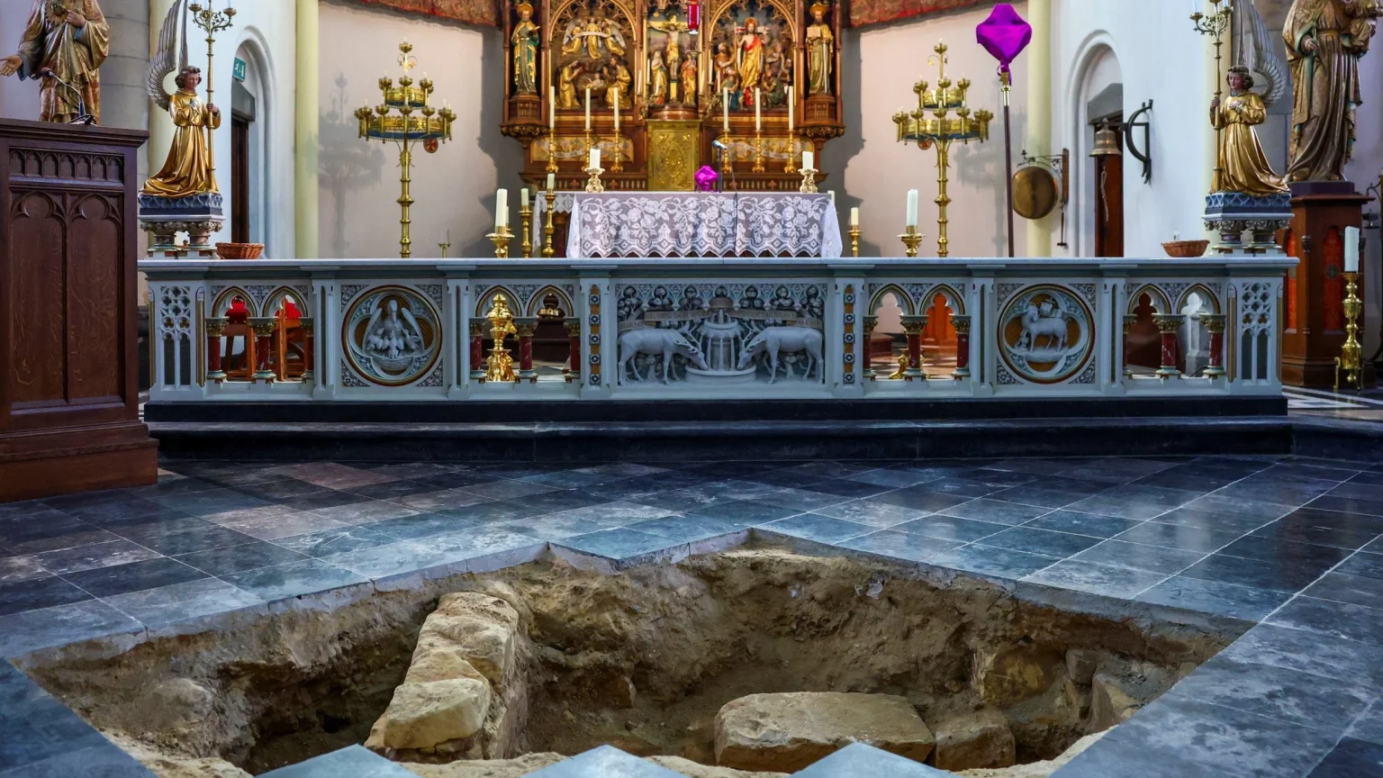 Таємниця загибелі капітана мушкетерів: у Маастрихті досліджують останки ймовірного д’Артаньяна