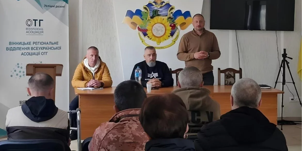 Мобільні бригади допомоги: як ветерани Вінниччини вирішують складні питання без черг