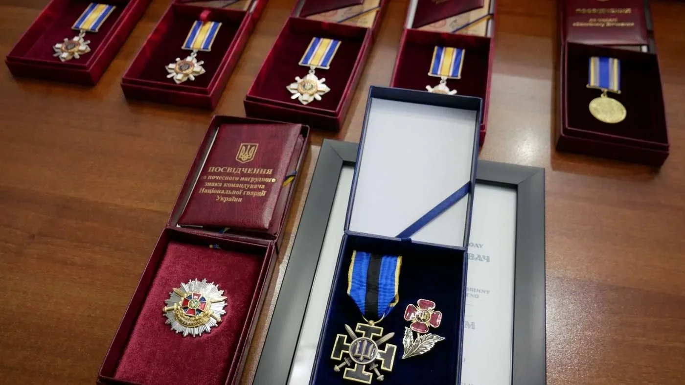 Ордени за відвагу: родини вінницьких героїв отримали державні відзнаки