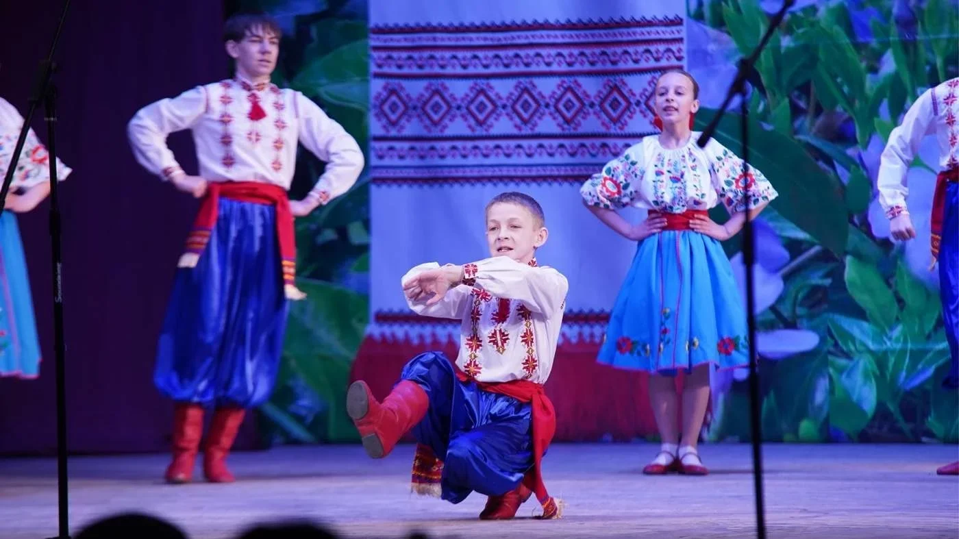 Вінниця об’єднала сотні юних танцюристів на фестивалі «Барвінкове кружало»