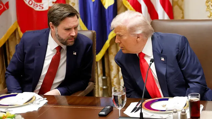 Таємний лист Трампа: Себастьян Горка розкрив протоколи безпеки на випадок замаху