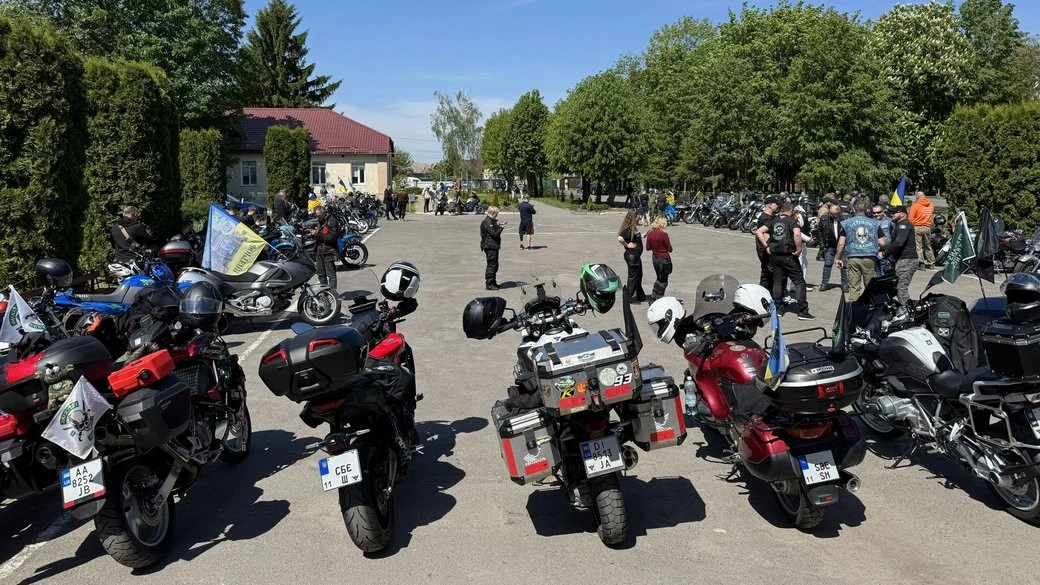 Пам’ять та донати: як у Вінниці стартував ветеранський мотосезон